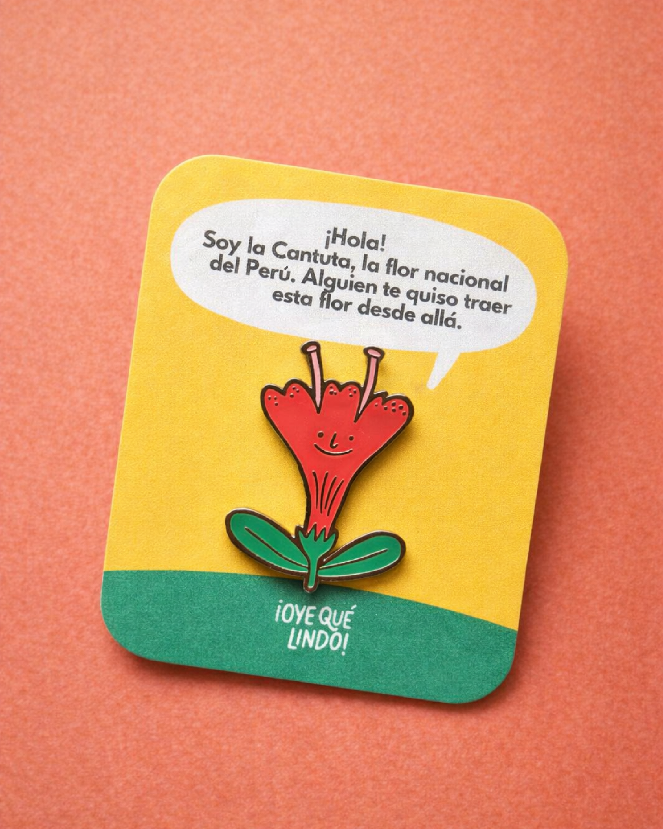 Pin "Flor de la Cantuta"